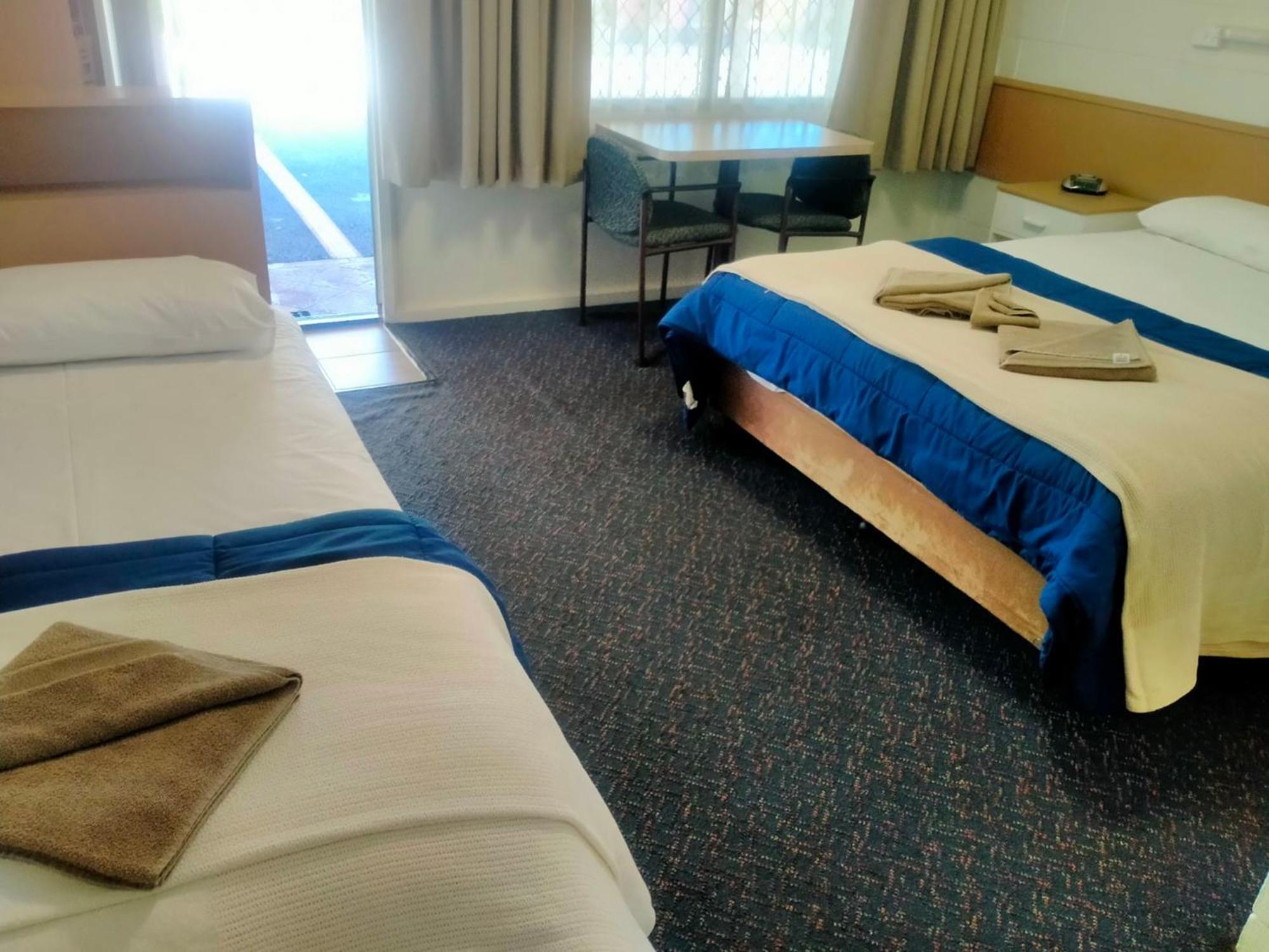 Oakey Motel Экстерьер фото