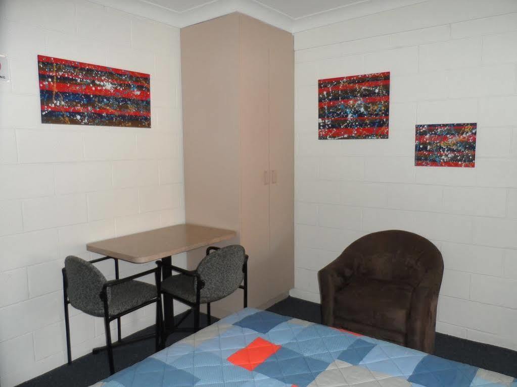 Oakey Motel Экстерьер фото